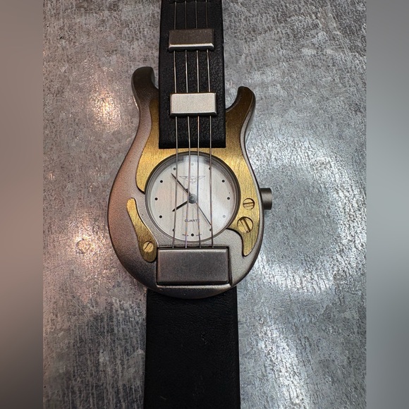 Vintage Unique Collectable Working Guitar-Shaped Watch Same Day Shipping - Picture 3 of 15